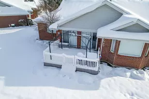 225 Secretariat's Way, Belvidere, IL 61008 - Photo 35