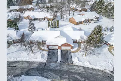 225 Secretariats Way #15, Belvidere, IL 61008 - Photo 3