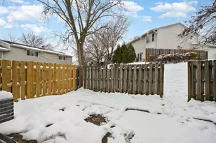 526 Thomas Rd, Bolingbrook, IL 60440 - Photo 23