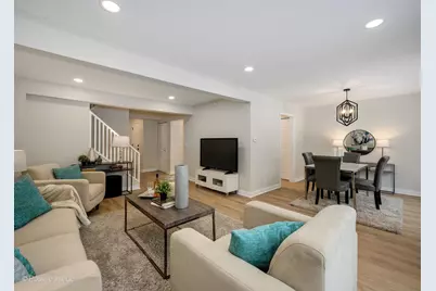 526 Thomas Road, Bolingbrook, IL 60440 - Photo 5