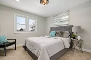 526 Thomas Rd, Bolingbrook, IL 60440 - Photo 17