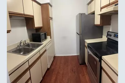 [Address not provided], Willowbrook, IL 60527 - Photo 5