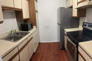 [Address not provided], Willowbrook, IL 60527 - Photo 5