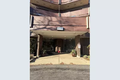 850 Wellington Avenue #415, Elk Grove Village, IL 60007 - Photo 1
