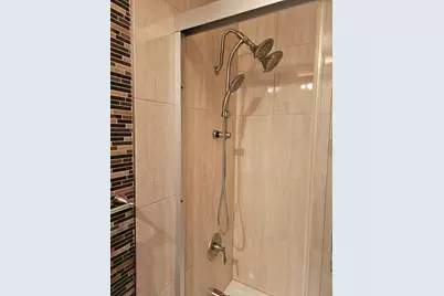 850 Wellington Avenue #415, Elk Grove Village, IL 60007 - Photo 7