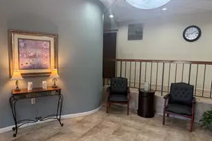 850 Wellington Ave, Elk Grove Village, IL 60007 - Photo 3