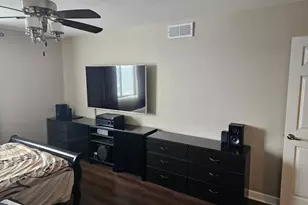 850 Wellington Ave, Elk Grove Village, IL 60007 - Photo 23