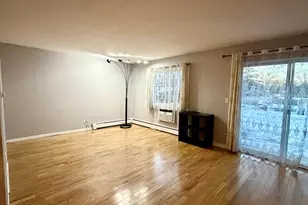 10385 Dearlove Rd, Glenview, IL 60025 - Photo 3