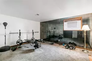 9429 S 55th Ave, Oak Lawn, IL 60453 - Photo 17