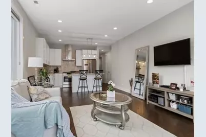 2303 W Wilcox Street #2S, Chicago, IL 60612 - Photo 3