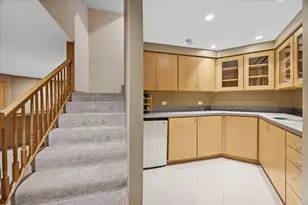 8539 Thistlewood Ct, Darien, IL 60561 - Photo 17