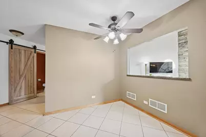 8539 Thistlewood Court, Darien, IL 60561 - Photo 5