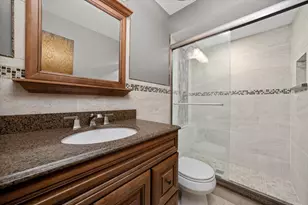 9047 W Oak Crest Ct, Palos Hills, IL 60465 - Photo 35