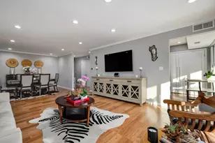 4901 Golf Rd, Skokie, IL 60077 - Photo 7