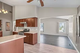 307 Orchard Ln, Bloomingdale, IL 60108 - Photo 15