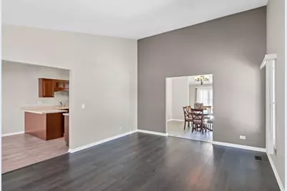 307 Orchard Lane, Bloomingdale, IL 60108 - Photo 13