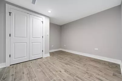 8449 S Euclid Avenue, Chicago, IL 60617 - Photo 21