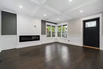 8449 S Euclid Avenue, Chicago, IL 60617 - Photo 3