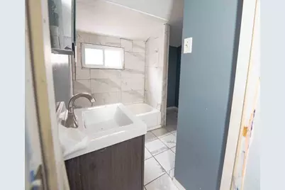 1224 N Harding Avenue, Chicago, IL 60651 - Photo 13