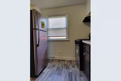 7910 S Muskegon Avenue #3, Chicago, IL 60617 - Photo 7