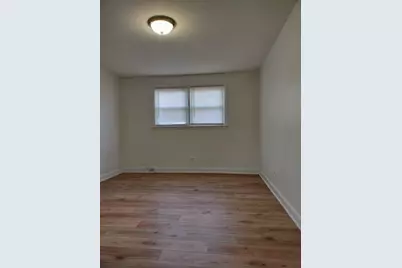 7910 S Muskegon Avenue #3, Chicago, IL 60617 - Photo 9