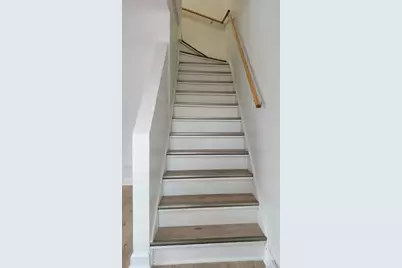 7910 S Muskegon Avenue #3, Chicago, IL 60617 - Photo 5