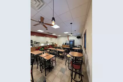 330 N 1st Street, Cuba, IL 61427 - Photo 3