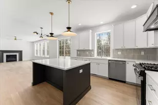 1403 Ravenwood Dr, Mahomet, IL 61853 - Photo 17