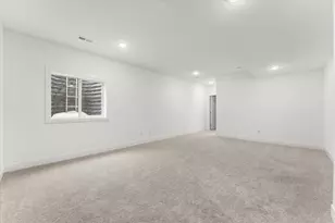 1403 Ravenwood Dr, Mahomet, IL 61853 - Photo 33