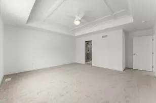 1403 Ravenwood Dr, Mahomet, IL 61853 - Photo 27