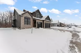 1403 Ravenwood Dr, Mahomet, IL 61853 - Photo 43