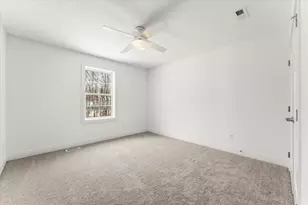 1403 Ravenwood Dr, Mahomet, IL 61853 - Photo 23