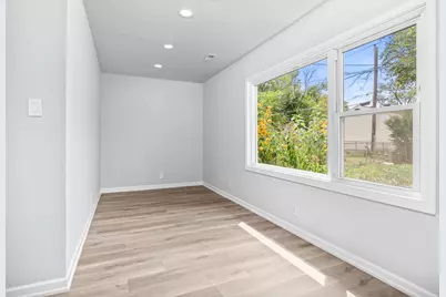 6640 Peach Tree Street, Hanover Park, IL 60133 - Photo 17