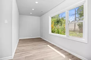 6640 Peach Tree St, Hanover Park, IL 60133 - Photo 17