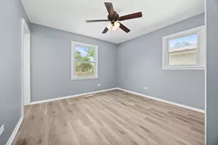 6640 Peach Tree St, Hanover Park, IL 60133 - Photo 21