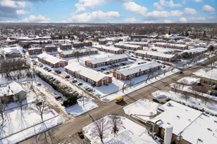 703 E Fullerton Ave, Glendale Heights, IL 60139 - Photo 15