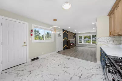 16619 Marshfield Avenue, Markham, IL 60428 - Photo 9