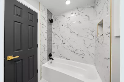 16619 Marshfield Avenue, Markham, IL 60428 - Photo 15