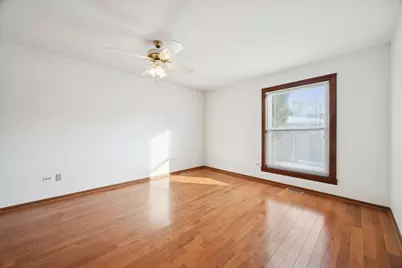 3033 Ashton Court, Westchester, IL 60154 - Photo 9