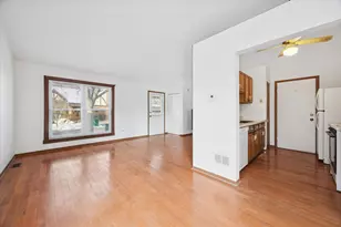 3033 Ashton Ct, Westchester, IL 60154 - Photo 5