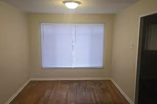 141 Hemlock St, Park Forest, IL 60466 - Photo 7