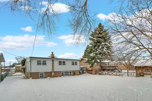 11811 S Tripp Ave, Alsip, IL 60803 - Photo 21