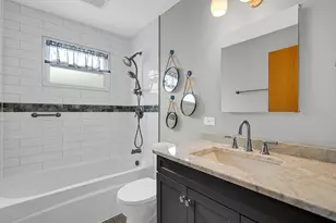 11811 S Tripp Ave, Alsip, IL 60803 - Photo 3