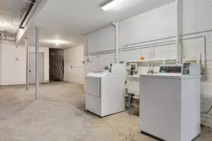 7010 S Clyde Ave, Chicago, IL 60649 - Photo 13