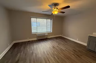 744 W Gordon Terrace, Chicago, IL 60613 - Photo 3