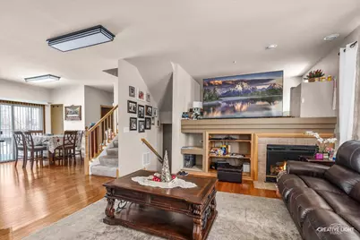 1794 Fredericksburg Lane #1794, Aurora, IL 60503 - Photo 3