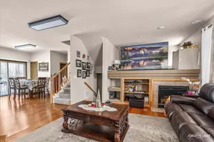 1794 Fredericksburg Ln, Aurora, IL 60503 - Photo 3