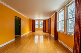 521 N Harvey Ave, Oak Park, IL 60302 - Photo 3