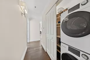 57 E Delaware Pl, Chicago, IL 60611 - Photo 19