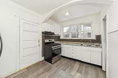 6206 N Francisco Avenue #2B, Chicago, IL 60659 - Photo 7